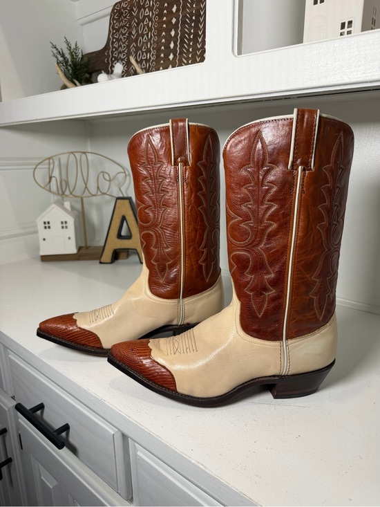 Code West Shoes - Two-Tone Brown and Cream Women's Western Heeled Boots